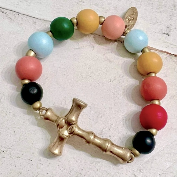 NEW Colorful Beaded Bracelet with Gold Cross - Picture 2 of 6
